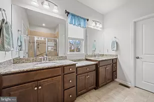 272 Meadow Creek Dr, Westminster, MD 21158 - Photo 25