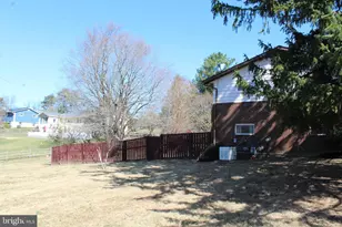 4402 Klee Ct, Sykesville, MD 21784 - Photo 9