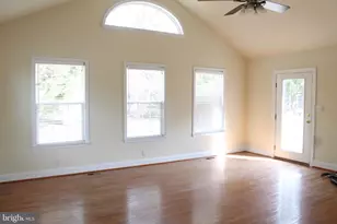 1010 Cindy Ln, Westminster, MD 21157 - Photo 11