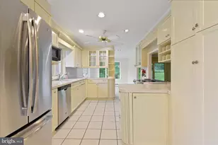 1659 St Paul St, Hampstead, MD 21074 - Photo 15