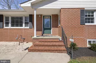 2300 Pin Oak Dr, Finksburg, MD 21048 - Photo 3