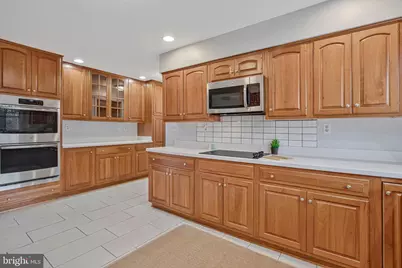5205 Gate House Court, Sykesville, MD 21784 - Photo 9
