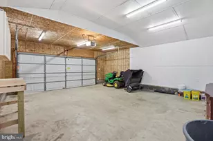 1205 Fairway Dr, Westminster, MD 21158 - Photo 29