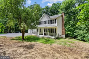 3330 Oakwood Dr, New Windsor, MD 21776 - Photo 3