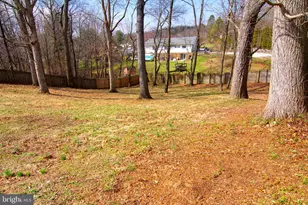 714 Redwood Dr, Westminster, MD 21157 - Photo 41