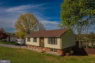 714 Redwood Dr, Westminster, MD 21157 - Photo 43