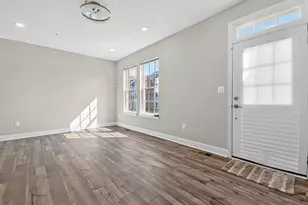 7202 Conley Aly, Sykesville, MD 21784 - Photo 3