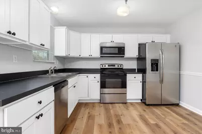 334 E Baltimore Street, Taneytown, MD 21787 - Photo 5