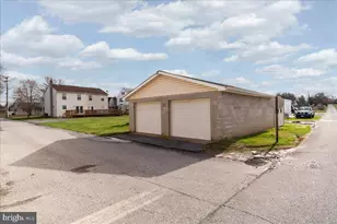 334 E Baltimore St, Taneytown, MD 21787 - Photo 25