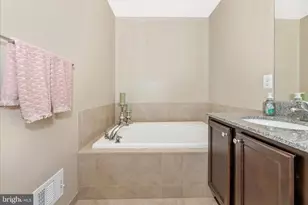 1821 Cassandra Dr, Eldersburg, MD 21784 - Photo 27