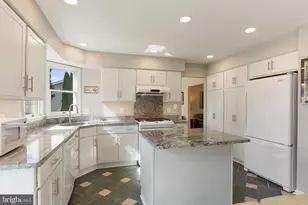 725 Hess Ct, Westminster, MD 21157 - Photo 9