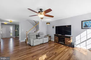 1006 Kingsbridge Terrace, Mount Airy, MD 21771 - Photo 5