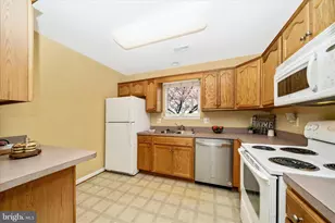 908 Roller Coaster Ct, Mount Airy, MD 21771 - Photo 15