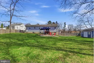 210 Oak Street, Mount Airy, MD 21771 - Photo 13