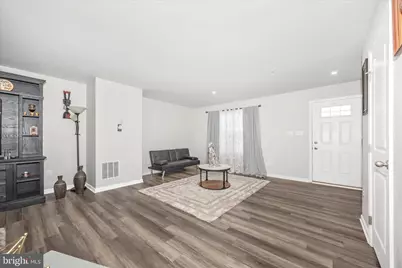 106 Butterfield Avenue, Taneytown, MD 21787 - Photo 5