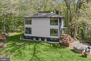 927 Buckhorn Rd, Sykesville, MD 21784 - Photo 1