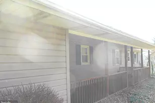 822 Wisteria Dr, Westminster, MD 21157 - Photo 5