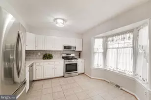 861 Century St, Hampstead, MD 21074 - Photo 13