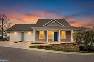 1110 Jousting Way, Mount Airy, MD 21771 - Photo 3