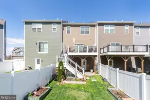 2723 Town View Cir, New Windsor, MD 21776 - Photo 43