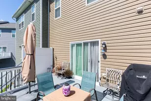 2723 Town View Cir, New Windsor, MD 21776 - Photo 39