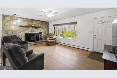 2401 Albert Rill Road, Hampstead, MD 21074 - Photo 5