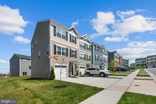 61 Grant St, Taneytown, MD 21787 - Photo 1