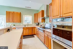 5802 Caves Ct, Sykesville, MD 21784 - Photo 17