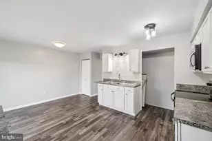404 Red Tulip Ct, Taneytown, MD 21787 - Photo 9