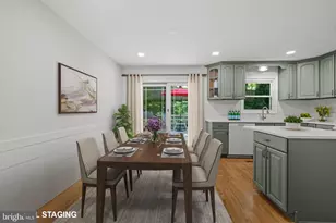 1956 Gardenia St, Sykesville, MD 21784 - Photo 11