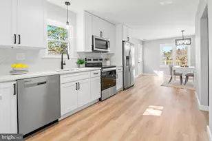 203 Montgomery Ave, Mount Airy, MD 21771 - Photo 17