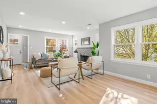 203 Montgomery Ave, Mount Airy, MD 21771 - Photo 11