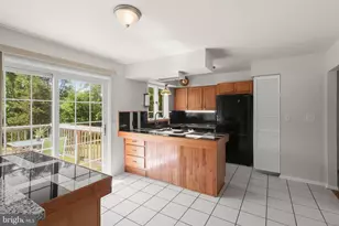 5773 Oakland Rd, Sykesville, MD 21784 - Photo 13
