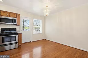 206 N Towne Ct, Mount Airy, MD 21771 - Photo 7