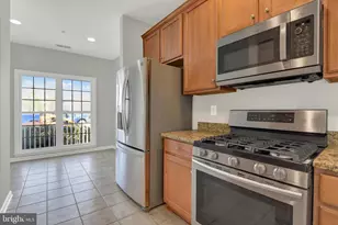 518 Clubside Dr, Taneytown, MD 21787 - Photo 9