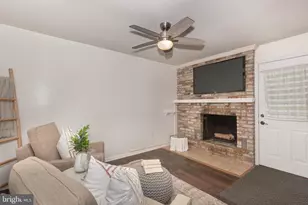 2711 Overview Rd, Hampstead, MD 21074 - Photo 19
