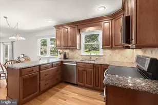 2798 Kathy Dr, Finksburg, MD 21048 - Photo 3