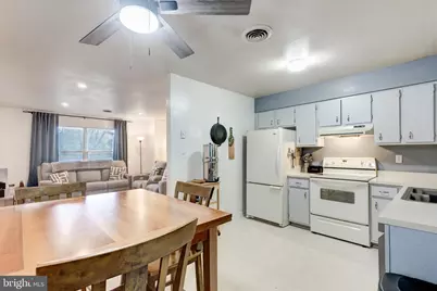 918 Century Street, Hampstead, MD 21074 - Photo 11