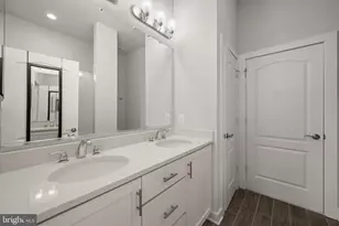 2812 Town View Cir, New Windsor, MD 21776 - Photo 25