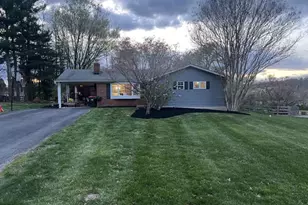 6122 Rolling View Dr, Sykesville, MD 21784 - Photo 15