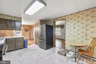 4627 Crossroad Schlhse Rd, Manchester, MD 21102 - Photo 11