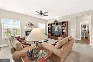 2788 Town View Cir, New Windsor, MD 21776 - Photo 11