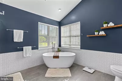6409 Candlewicke Court, Sykesville, MD 21784 - Photo 17