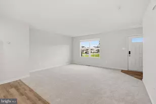 213 Pickett St, Taneytown, MD 21787 - Photo 9