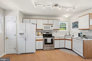1183 Jo Apter Pl, New Windsor, MD 21776 - Photo 9
