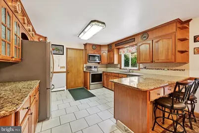 1609 Fairmount Road, Hampstead, MD 21074 - Photo 13