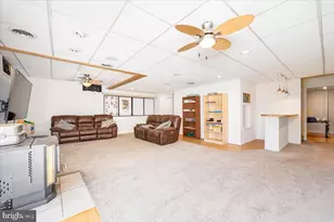 2402 Windisch Dr, Westminster, MD 21158 - Photo 43