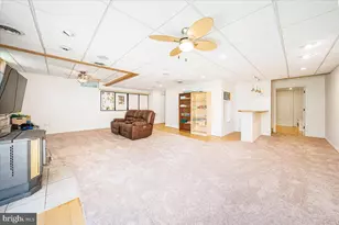 2402 Windisch Dr, Westminster, MD 21158 - Photo 45