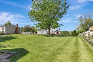 902 Magnolia Ct, Westminster, MD 21157 - Photo 5