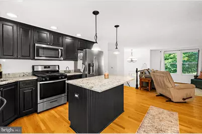 7013 Macbeth Way, Sykesville, MD 21784 - Photo 5